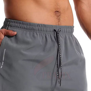 Trending Streetwear Double <b>Layer</b> Style Shorts Men Custom Solid Colors New Design <b>Mid</b> Waist Quarter Shorts - Product Image 4