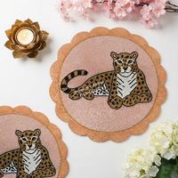 Set de table rond perlé fait main motif léopard avec bord festonné – Tapis de table de luxe – Vente en gros – Fabricant OEM
