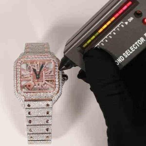 Montre pour homme en moissanite de qualité supérieure, entièrement sertie de diamants, avec bracelet en acier inoxydable et design hip-hop de luxe - Product Image 3