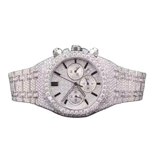 Montre de luxe personnalisée de 41 mm avec mouvement en moissanite glacée, chiffres arabes verts, entièrement sertie de diamants, verre saphir, résistante à l'eau, quartz - Product Image 3