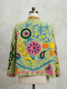 Chaqueta de Tela TNT Bordada con Suzani Verde de Lujo para Mujer, Hecha a Mano, Multicolor, Estilo Bohemio, Venta al Por Mayor B2B, Ropa Exterior de Moda - Product Image 2