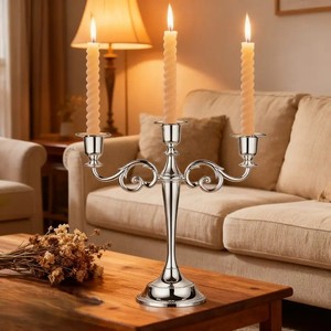 Support à bougies de style baroque – Centre de table élégant pour une décoration sophistiquée - Product Image 1
