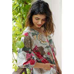 Vestido Casual con Estampado Floral y Corte Evase - Product Image 1