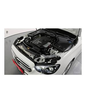 Mercedes-Benz E250 Classe E Exclusive 2023 avec 16 332 km, conduite à gauche, boîte automatique, sièges en cuir, caméra de recul - Product Image 6