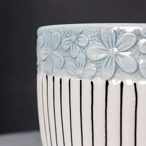 Pot de fleurs en céramique élégant pour la maison, le bureau et la table. Pot de fleurs décoratif en céramique pour balcon, jardin et plantes d'intérieur. - Product Image 2