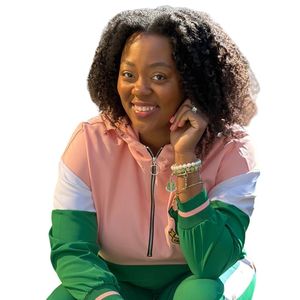Conjunto Deportivo AKA para Mujer, Dos Piezas, Sudadera con Bloques de Color y Pantalones Jogger, Ropa Deportiva Casual Premium, Conjunto Elegante - Product Image 4