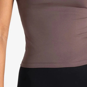 Camiseta de Manga Corta para Mujer, Color Sólido, Corte Regular, Tejido Transpirable, Ecológica, Informal, para Gimnasio, con Botón, ODM OEM - Product Image 6