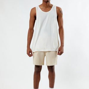 Camiseta sin mangas de alta calidad con costuras resistentes, ligera y transpirable, ideal para entrenamiento físico y atuendos casuales de verano. - Product Image 4