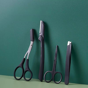 Juego de Herramientas de Belleza de Alta Calidad de 3 Piezas de Acero Inoxidable, Peine y Tijeras para Cejas para Mujer - Product Image 1