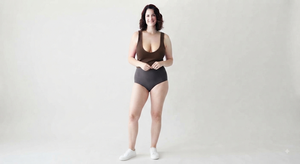 Sujetador deportivo de talla grande de color liso, top de entrenamiento sin costuras de cintura alta, ropa deportiva de una pieza - Product Image 1