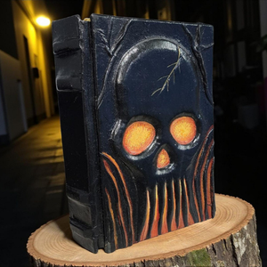 Diario de Cuero con Esqueleto Flameante, Libro de Sombras Gótico en Relieve, Diario de Cuero Hecho a Mano, Cuaderno de Escritura Vintage, Regalo - Product Image 5