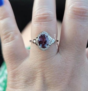 <b>Alexandrite</b> <b>Engagement</b> Wedding <b>Ring</b> Vintage Oval Cut Color Changing Gemstone Sterling Silver June Birthstone <b>Ring</b> Gift for Her - Product Image 4