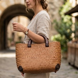 Natural Straw Handbag for Women Handmade Woven <b>Summer</b> Beach Tote <b>Bag</b> for Vacation and Shopping - Product Image 2