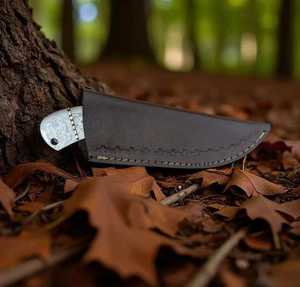 Cuchillo de Acero de Damasco Hecho a Mano Personalizado de Primera Calidad con Funda de Cuero, Cuchillo de Camping 100% Calidad - Product Image 4