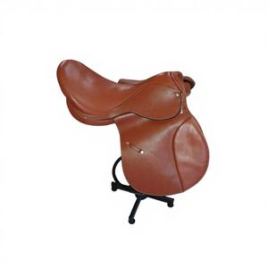 Selle de course unisexe pour cavalier en cuir de buffle véritable marron avec arceau en bois durable personnalisé et couverture de cheval – Prix de gros - Product Image 6