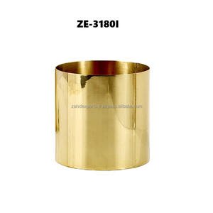 Vase à fleurs de luxe écologique en fer doré brillant de style royal moderne fait à la main, décoration de Noël, tables, design artisanal signature - Product Image 1