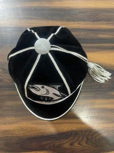 Gorra de terciopelo personalizada al por mayor, con visera plana, bordado de logotipo OEM, nombre, graduación, académica, unisex, multipanel, con letras. - Product Image 2