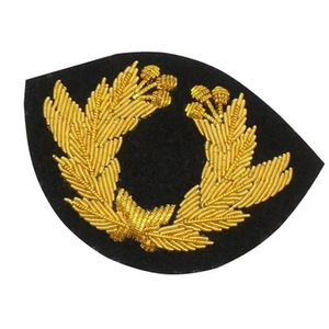 Badges en dentelle brodée de luxe en gros avec épingle de sûreté, forme et taille personnalisées, écologiques, sans nickel, lavables, prix abordables - Product Image 5