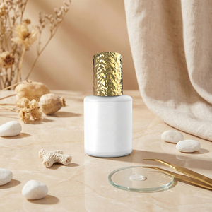 [SSM CHEMICAL] Adhesivo para Extensiones de Pestañas Tipo A para Marca Personalizada con OEM y ODM, Pegamento de Procedimiento Estable - Product Image 1