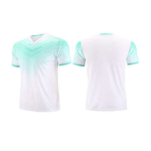 Maillots de football personnalisés : Modèles de maillots en mesh, kits de joueur sur mesure, fabrication au Pakistan - Product Image 4