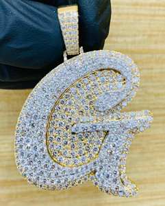 จี้รูปทรงกากบาทประดับเพชรทรงกลมสำหรับผู้ชาย ชุบทองคำขาว 14k เงินสเตอร์ลิง รับรองโดย IGI เหมาะสำหรับงานแต่งงานและงานเลี้ยง - Product Image 1