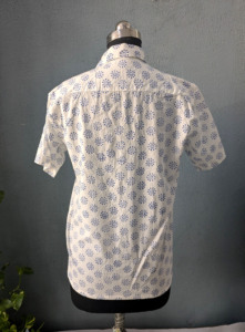 Camisa Casual de Algodón Estampada de Manga Corta para Hombre con Cuello Camisero, Transpirable, con Patrón Blanco y Azul, para Verano - Product Image 5