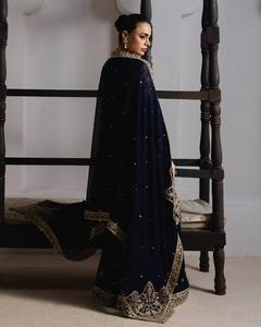 Traje de seda TOP PLAZZO DUPATTA GMY con bordado de lentejuelas - Product Image 6