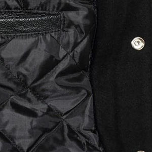 Veste varsity noire pour homme avec manches en cuir et bordure orange, coupe classique, vêtement décontracté pour l'automne - Product Image 4