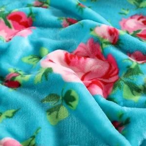 Manta de Cama Extra Suave de Calidad Profesional, Tejido Suave como Pluma, Manta de Cama Elegante para las Cuatro Estaciones - Product Image 2