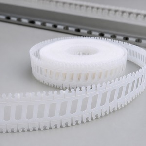 [YOU-ONE Sistemas de Fijación] Banda de Plástico PE Extruido para Clavos en Bobina, para Clavos en Bobina Colacionados - Product Image 1