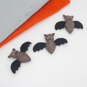 Ensemble de décorations suspendues effrayantes pour Halloween en feutre et laine brodés, en forme de chauve-souris, idéal pour les enfants - Product Image 6