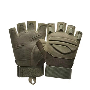 Gants de musculation personnalisés en polyester respirant à demi-doigts avec paume rembourrée et sangle de poignet auto-agrippante, unisexe, pour cyclisme et gym - Product Image 1