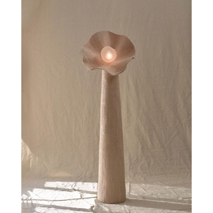 Lámpara de Pie Moderna de Hierro y Papel Maché Amarillo, de 55 Pulgadas, Personalizable, de Alto Brillo, con LED G9 Regulable y Ecológica - Product Image 2