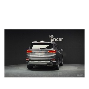 2020 for Hyundai Santa Fe Diesel 2.0 2WD with Automatic Gearbox Leather Seats Rear Camera 89,404 km Left Steering - Product Image 4