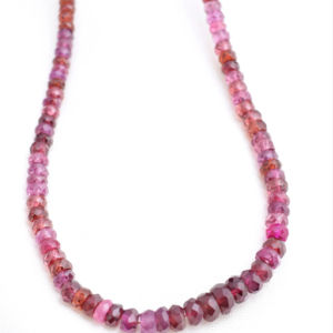 Perles de spinelle rouge naturelle facettées de 3 mm à 6 mm, pierres précieuses naturelles pour la création de bijoux fins - Product Image 1