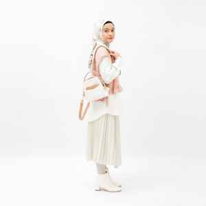 กระเป๋าเฟรยาหนังสังเคราะห์ระดับพรีเมียม กระเป๋าสะพายหลังอเนกประสงค์แบบถอดได้ กระเป๋าสะพายข้าง กระเป๋าใส่เหรียญแบบถอดได้ - Product Image 3