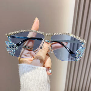 Nuevas Gafas de Sol Metálicas con Incrustaciones de Diamantes Brillantes, Gafas de Mujer de Cristal de Lujo Europeas y Americanas - Product Image 2