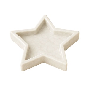 Plateau en marbre blanc avec poignées en bois Plateau de service moderne et élégant pour les collations, les apéritifs et l'utilisation décorative - Product Image 1