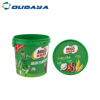 2.5L 2500ml Impresión Iml de grado alimenticio de alta calidad Diseño personalizado PP Cubo de plástico para galletas dulces y chocolate con tapa y Asa