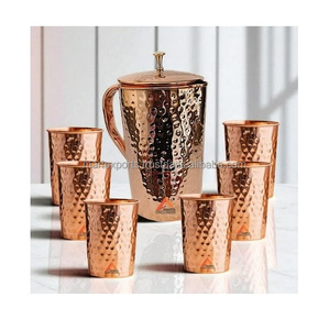 Jarra decorativa de cobre martillado para almacenar agua potable de forma segura y a la vez realzar la decoración de la mesa. - Product Image 2