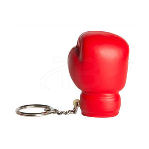 Porte-clés mini gants de boxe sur mesure à suspendre au rétroviseur de voiture - Product Image 1