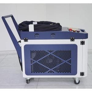 Machine de nettoyage au laser à fibre portable 100W 200W 300W 500W 750W 1000W pour l'élimination de la rouille et le décapage de la peinture - Product Image 1