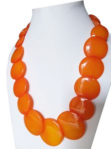 Collier en résine Ocean Bloom, pendentif en résine pétale doré, collier breloque en résine Moonlight, collier en résine Floral Dream, vague de cristal - Product Image 2