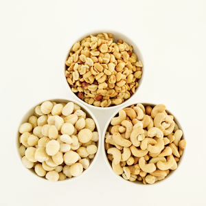 Noix de cajou 100 % pures en vrac pour l'exportation, destinées aux boulangeries, aux acheteurs de snacks et aux marchés mondiaux d'ingrédients alimentaires sains - Product Image 2