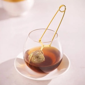 Infusor de Té de Hojas Sueltas de Latón Dorado con Asas Largas para un Mejor Té de Curio Craft - Product Image 5