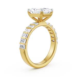 Bague en moissanite taille émeraude rectangulaire avec pierres baguette serties pavé et bande plaquée or pour fiançailles et mariage - Product Image 3