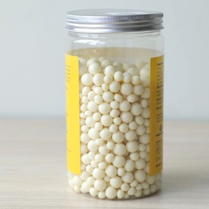 Chocolat composé blanc croustillant en boules, vente directe usine, OEM/ODM, certifié HALAL, pour la décoration de gâteaux - Product Image 2