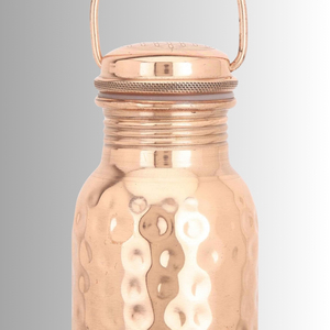 Botella de Agua Portátil Reutilizable Ecológica de Cobre Pulido y Martillado, Recipiente Ayurvédico Hecho a Mano con Tapa Premium - Product Image 3