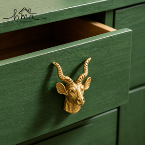 Tirador de jirafa de aleación de zinc, tirador decorativo tradicional para gabinetes y cajones, herrajes para muebles hechos a mano, acabado cepillado, decoración del hogar - Product Image 1