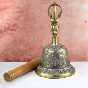 Eleve su práctica espiritual y armonice su entorno con la Campana Tibetana de Latón Espiritual Vastu/Feng Shui de Crystal Products. - Product Image 2